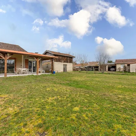 Holiday home Maison Cosy 4 Pers Avec Jardin A - Fr-1-521-239 *
