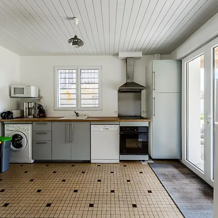 Hébergement de vacances Maison Cosy 4 Pers Avec Jardin à - Fr-1-521-239 *