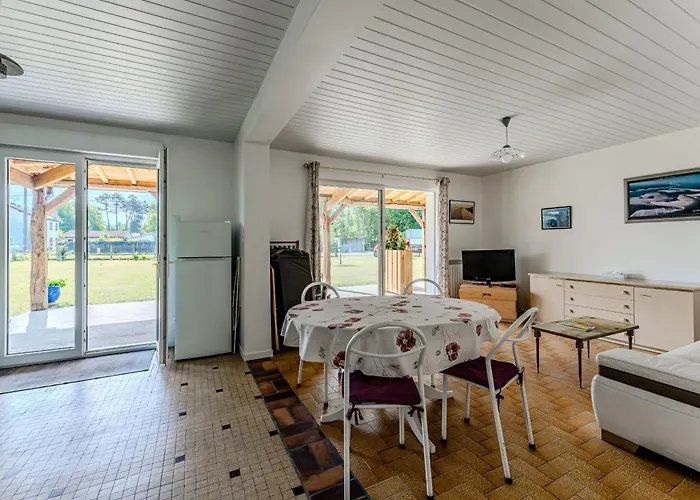 Hébergement de vacances Maison Cosy 4 Pers Avec Jardin à - Fr-1-521-239 Sanguinet